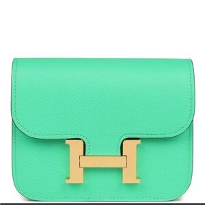 Hermes
Evercolor Bi-Color
Constance Slim Wallet
Vert Comics Bleu Zellige
NWT’s